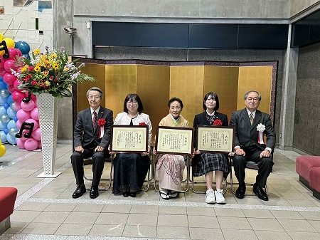 P2510B.JPG - 172,032BYTES